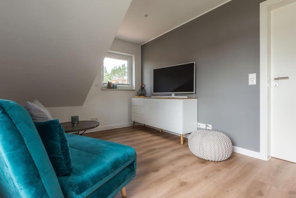 5 Sterne-Ferienhaus Eisvogel Am See Mit Sauna Und Kamin Krakow am See Exterior foto